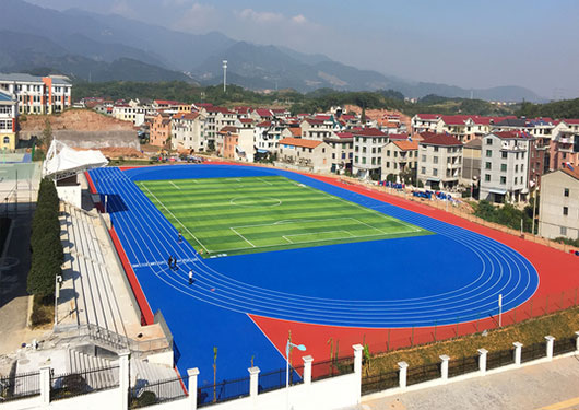 改性TPU全塑型塑胶跑道地坪